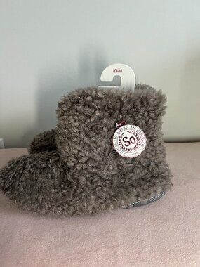 SO Sherpa Bootie Slippers – Size Large (9-10) Charcoal NWT